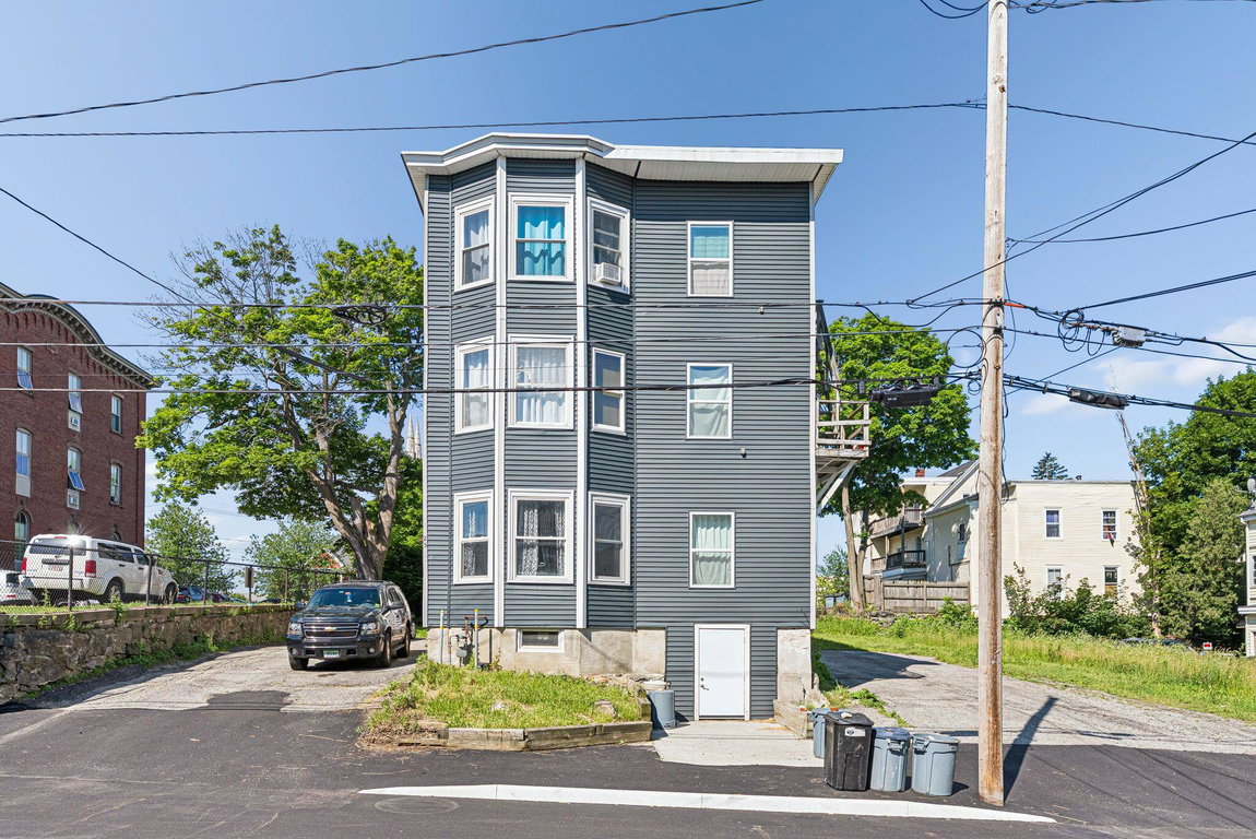 25 Howe Street Lewiston