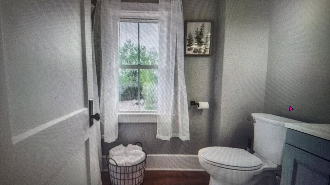 328 b bathroom