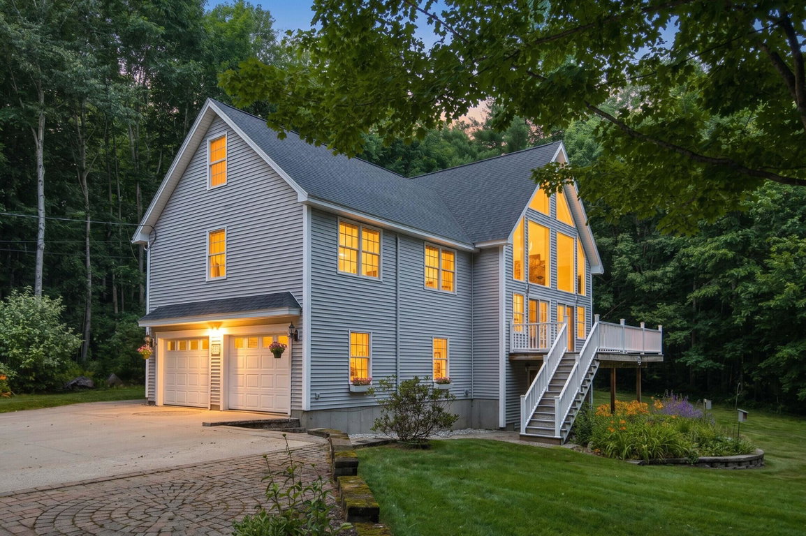 43 Hoyt Drive Monmouth