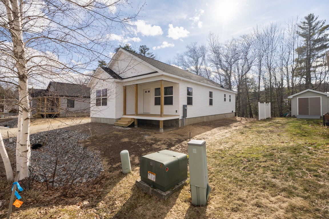 17 Streamside Drive Auburn