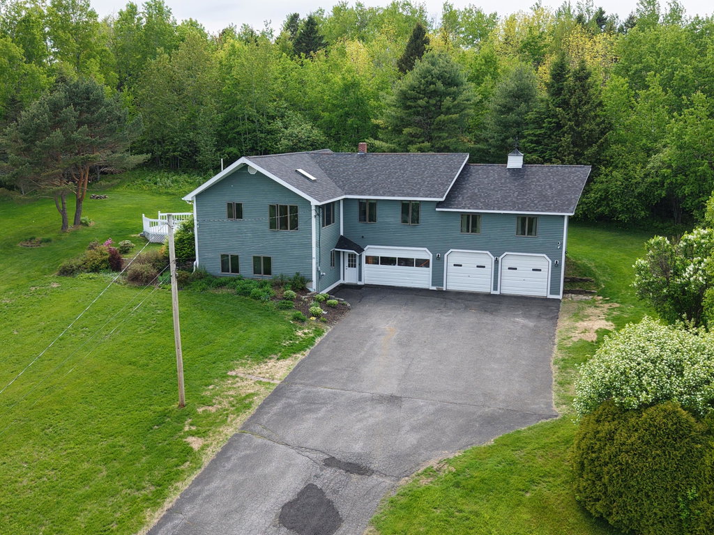 23 Braley Heights Mapleton