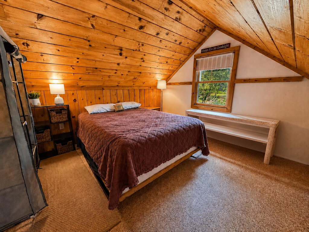 Bedroom 1 - Loft