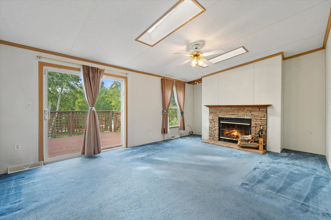 17-Family Room
