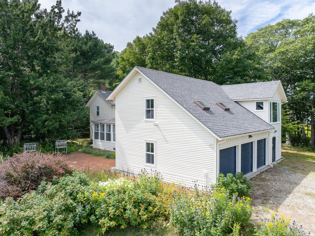 565 Bagaduce Road Brooksville