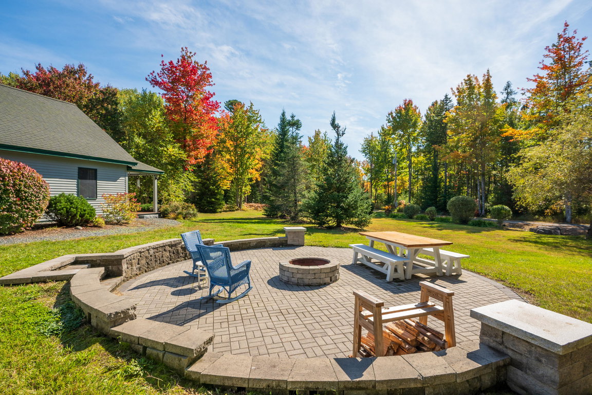 105 Grant, Bar Harbor, Maine