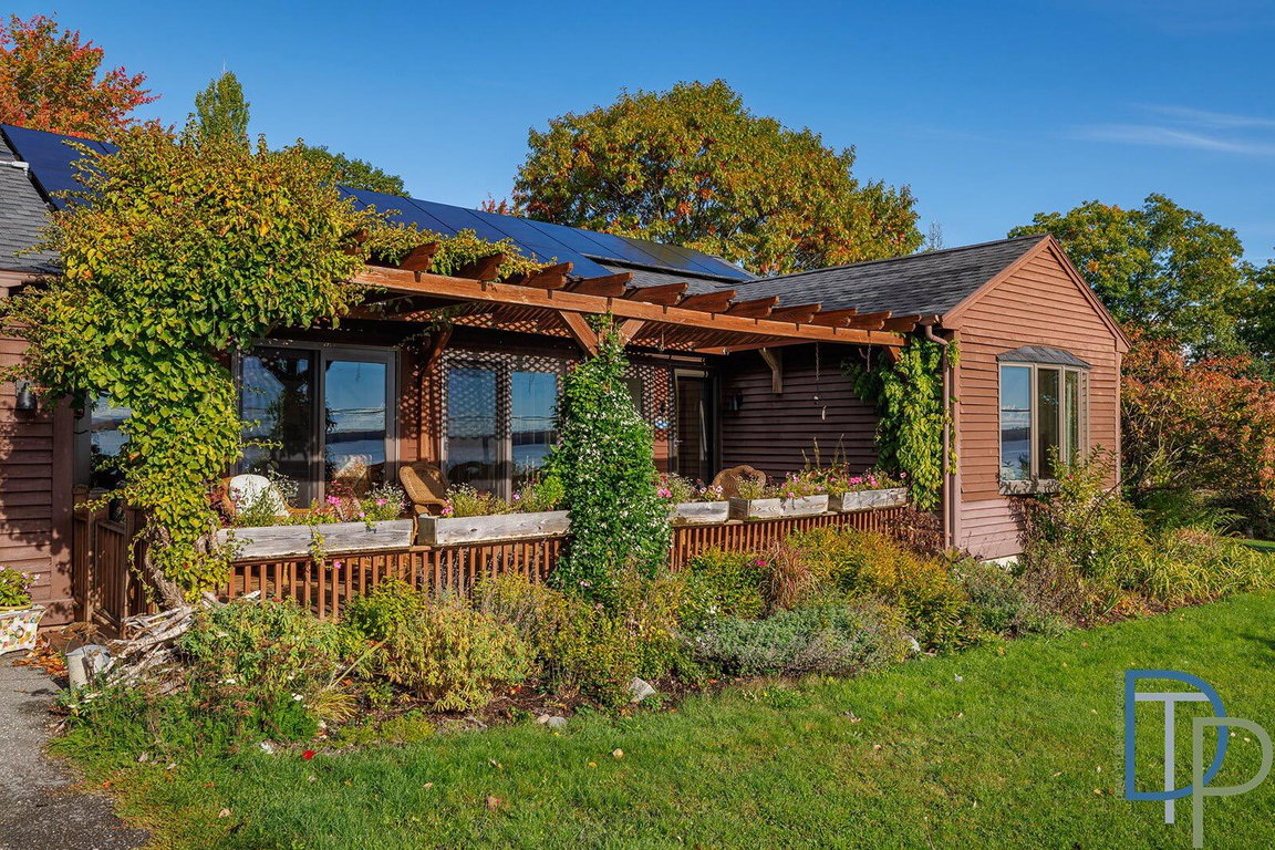 1035newburyneck - 69
