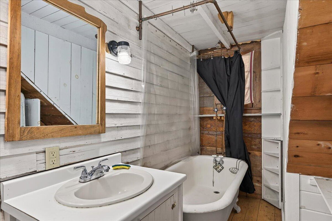 20-521 Morgan Bay Rd-46