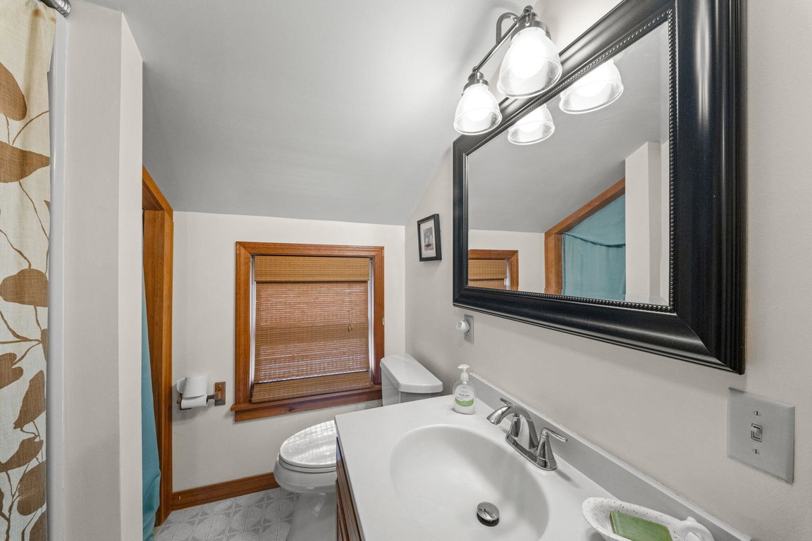 20-web-or-mls-566 Rays Point Rd, Milbrid