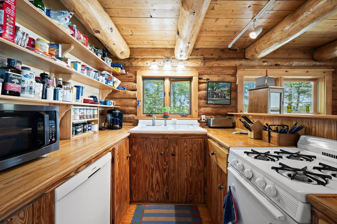 15-Kitchen