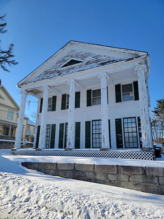 9 Calais Avenue Calais