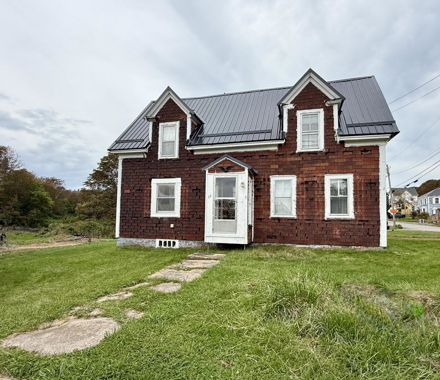 36 High Street Eastport