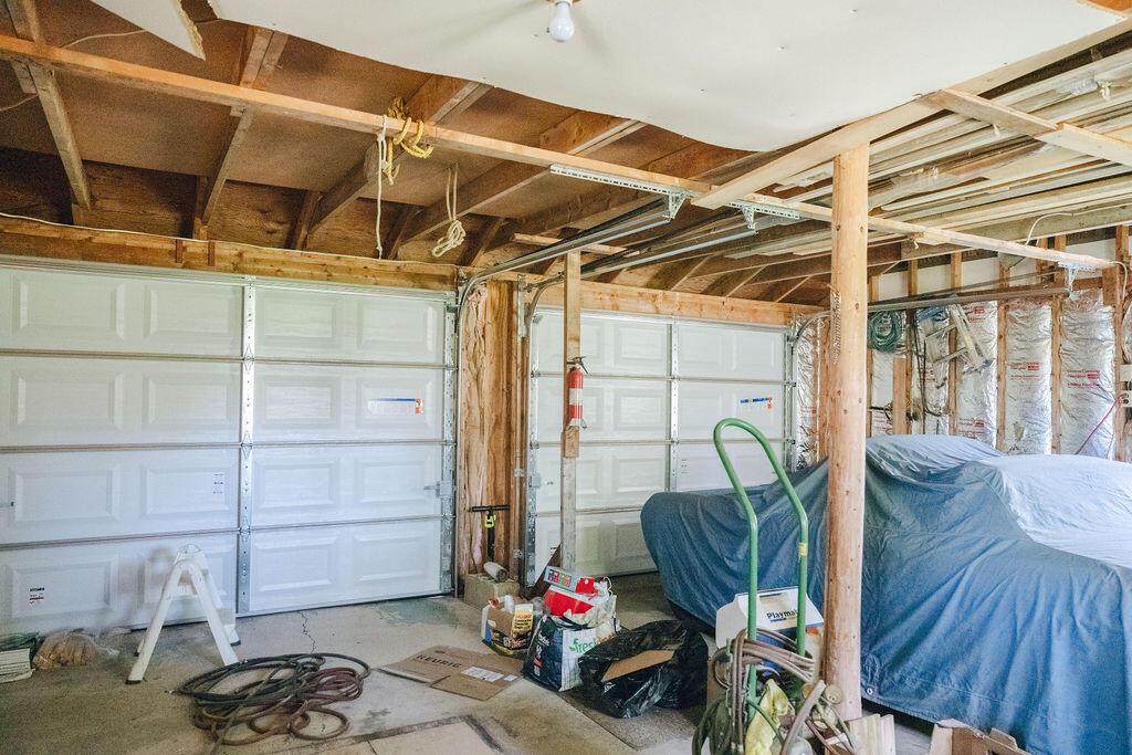 Big Garage interior