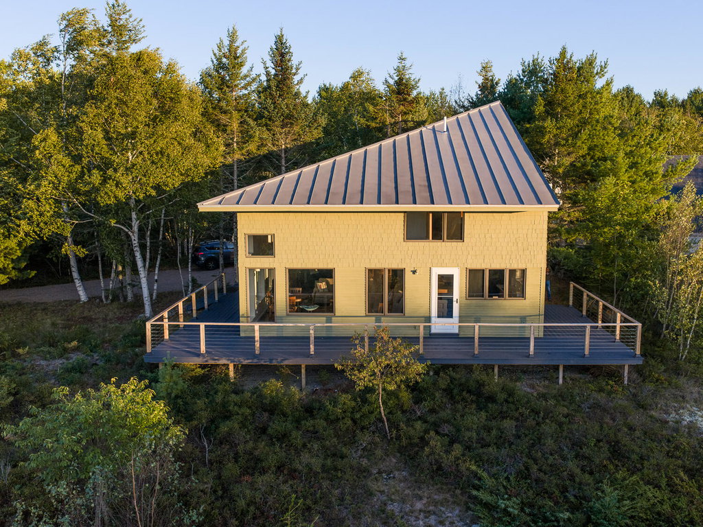 256 Sand Point
