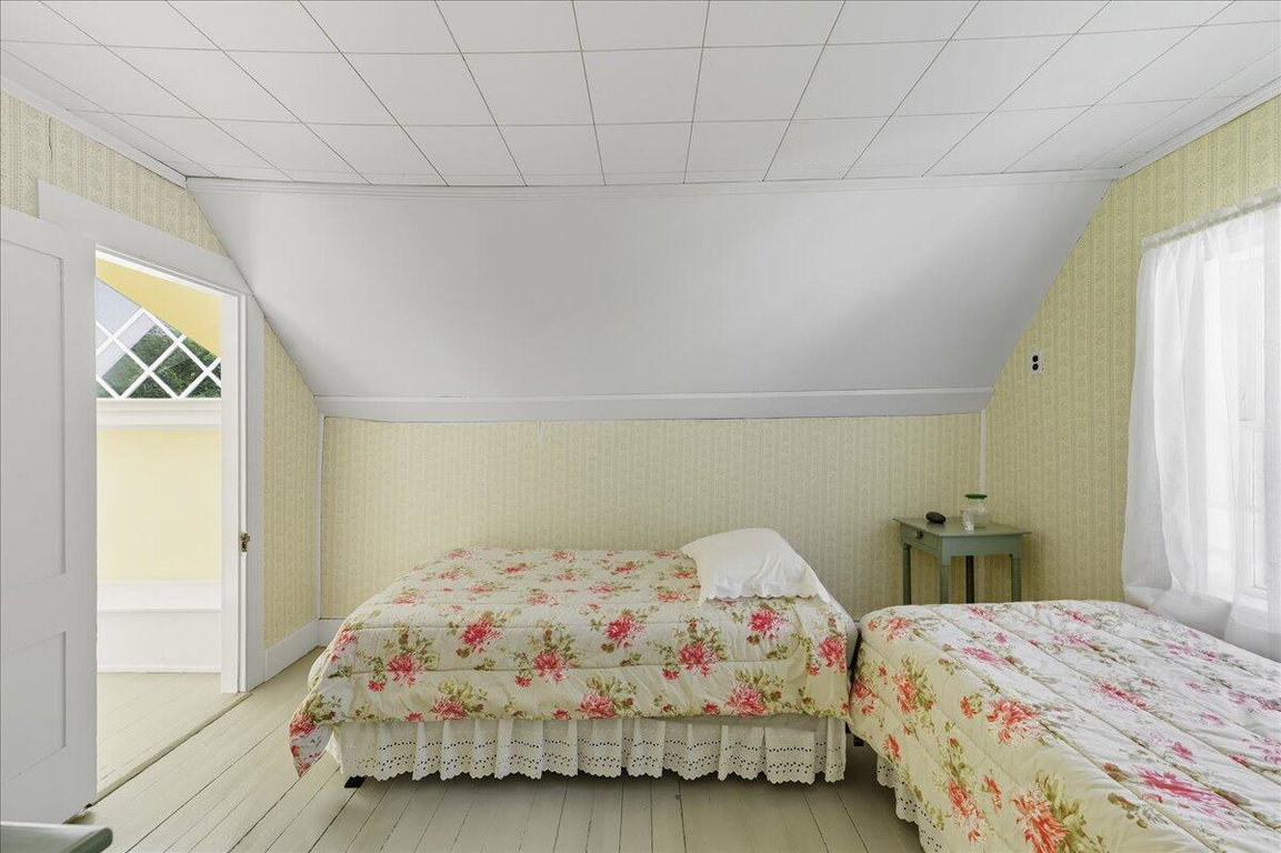 25A 553 N. Deer Isle Road