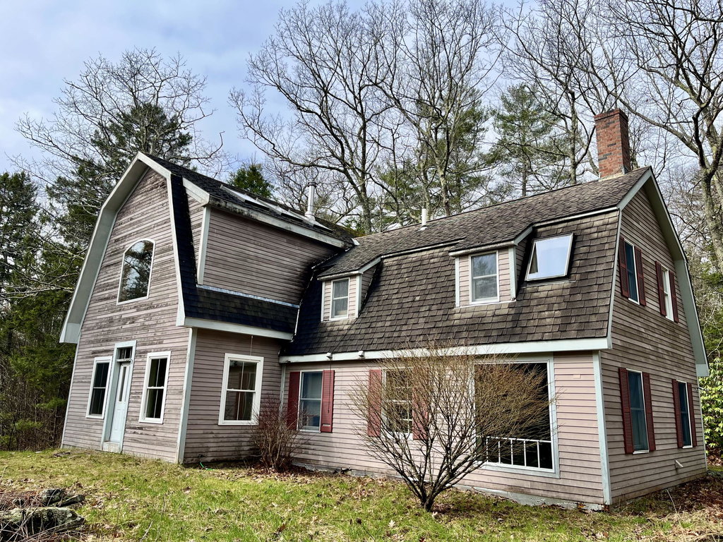 215 Rock School House Road Bristol