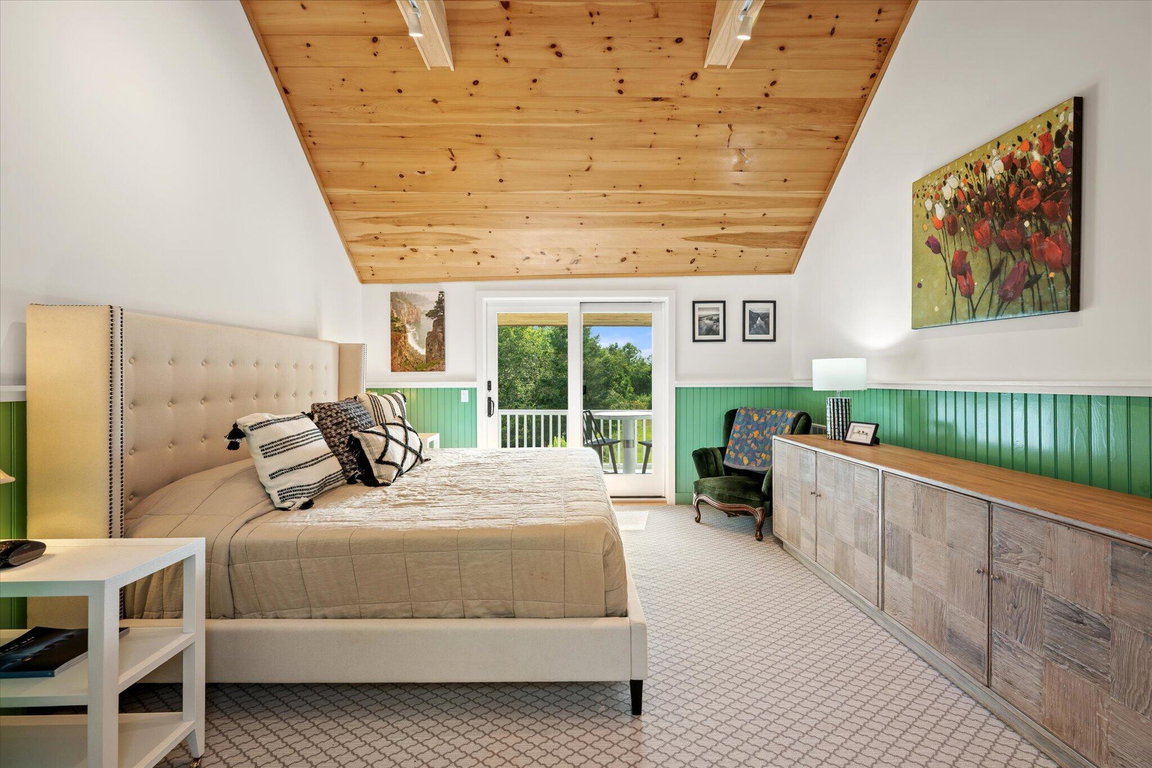 32-Bedroom 1
