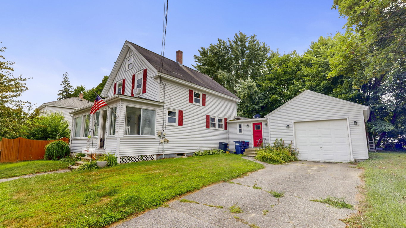 184 Whitney Street Auburn
