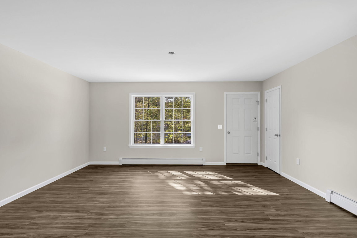 8-web-or-mls-63-bridgetwin-rd
