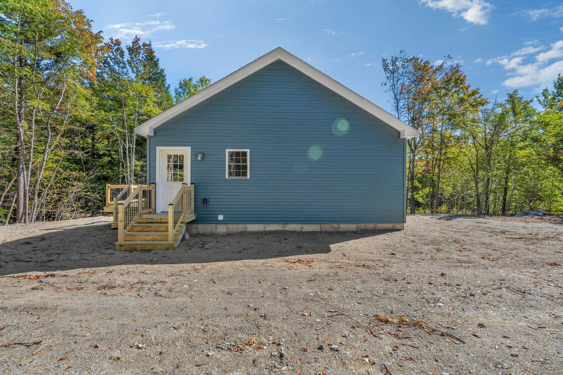 40-web-or-mls-63-bridgetwin-rd