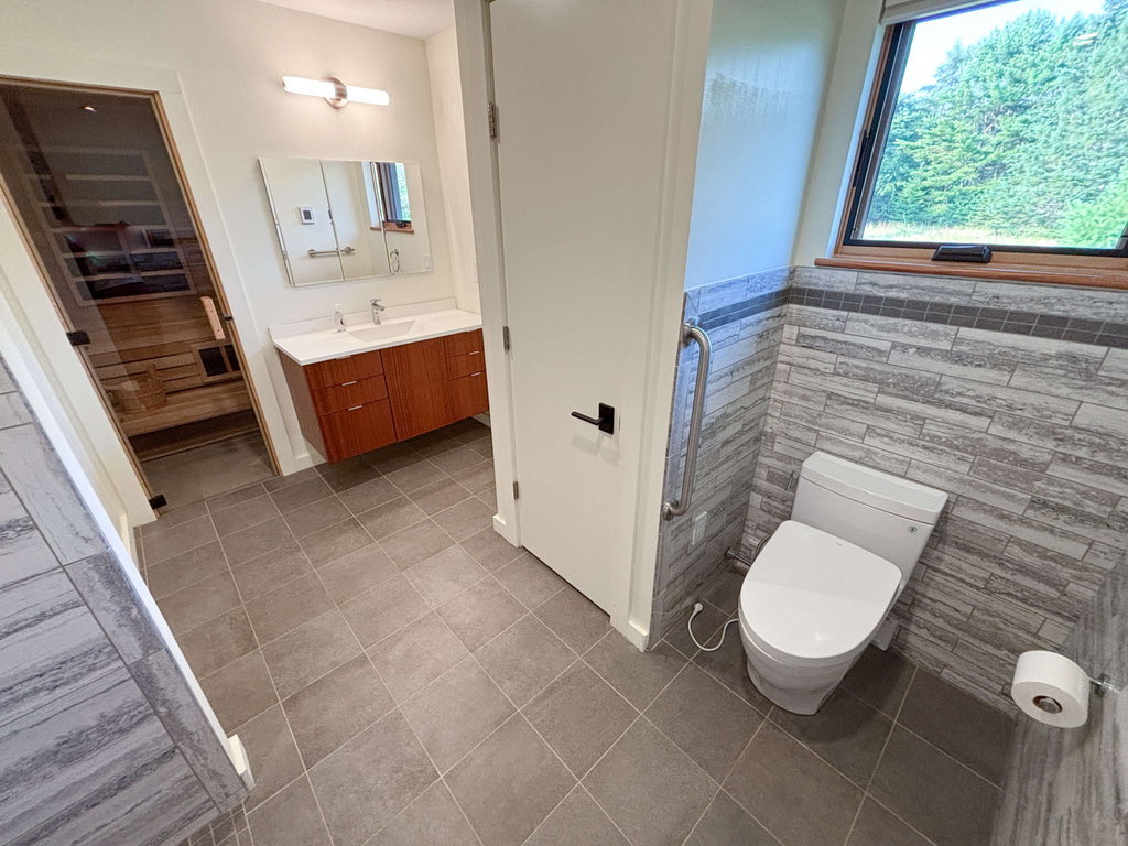 Primary Suite (1)