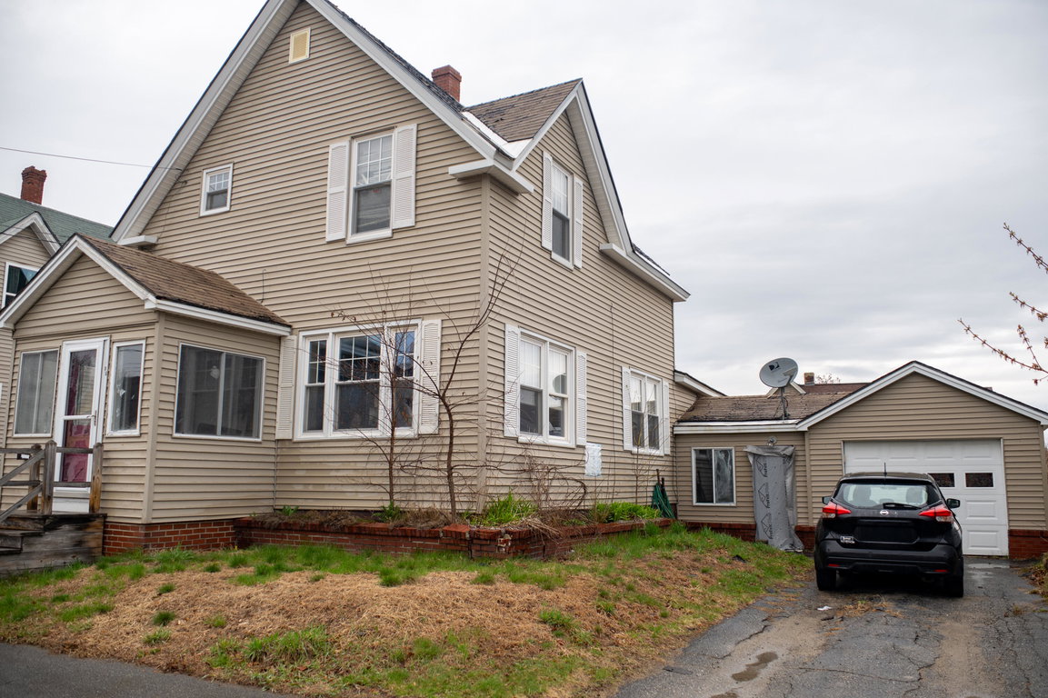 25 Katahdin Avenue Millinocket