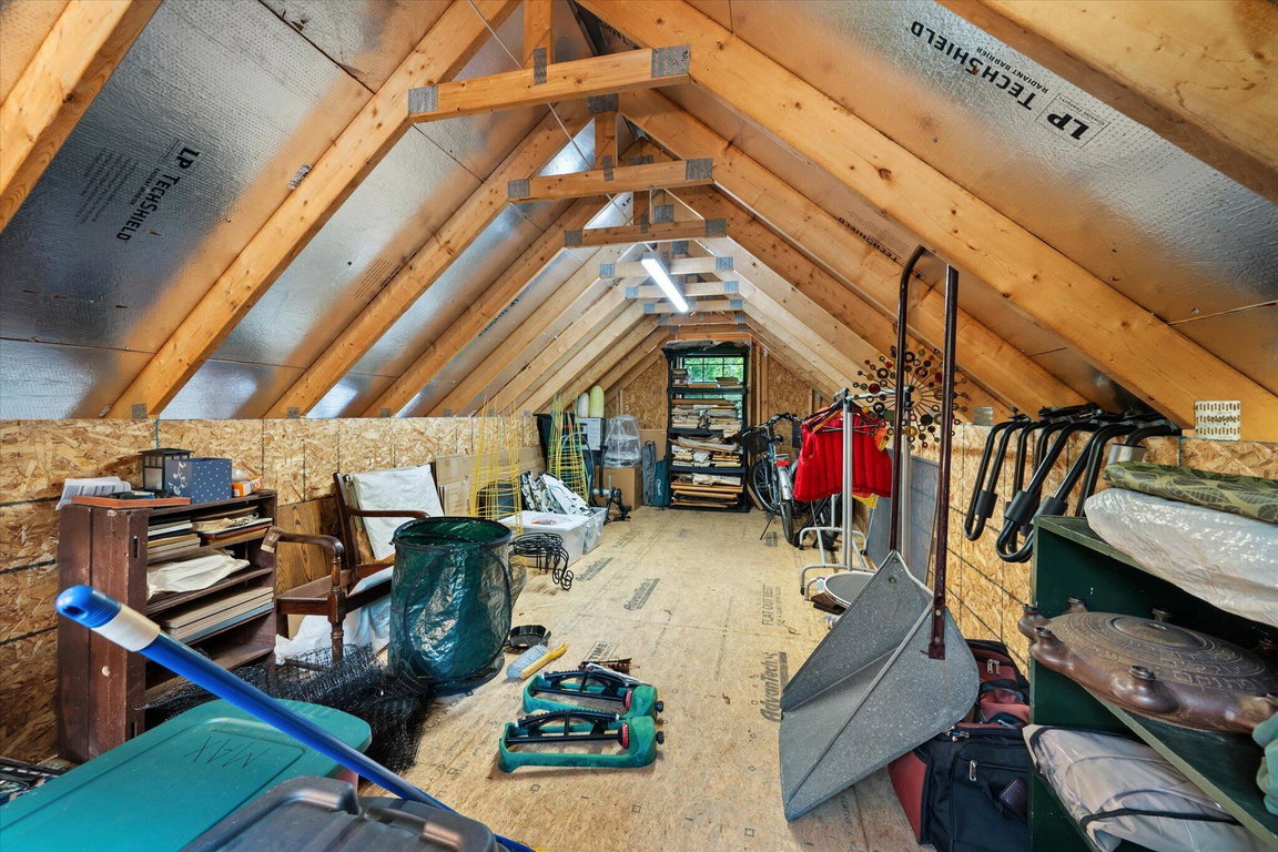 Garage - 2nd floor