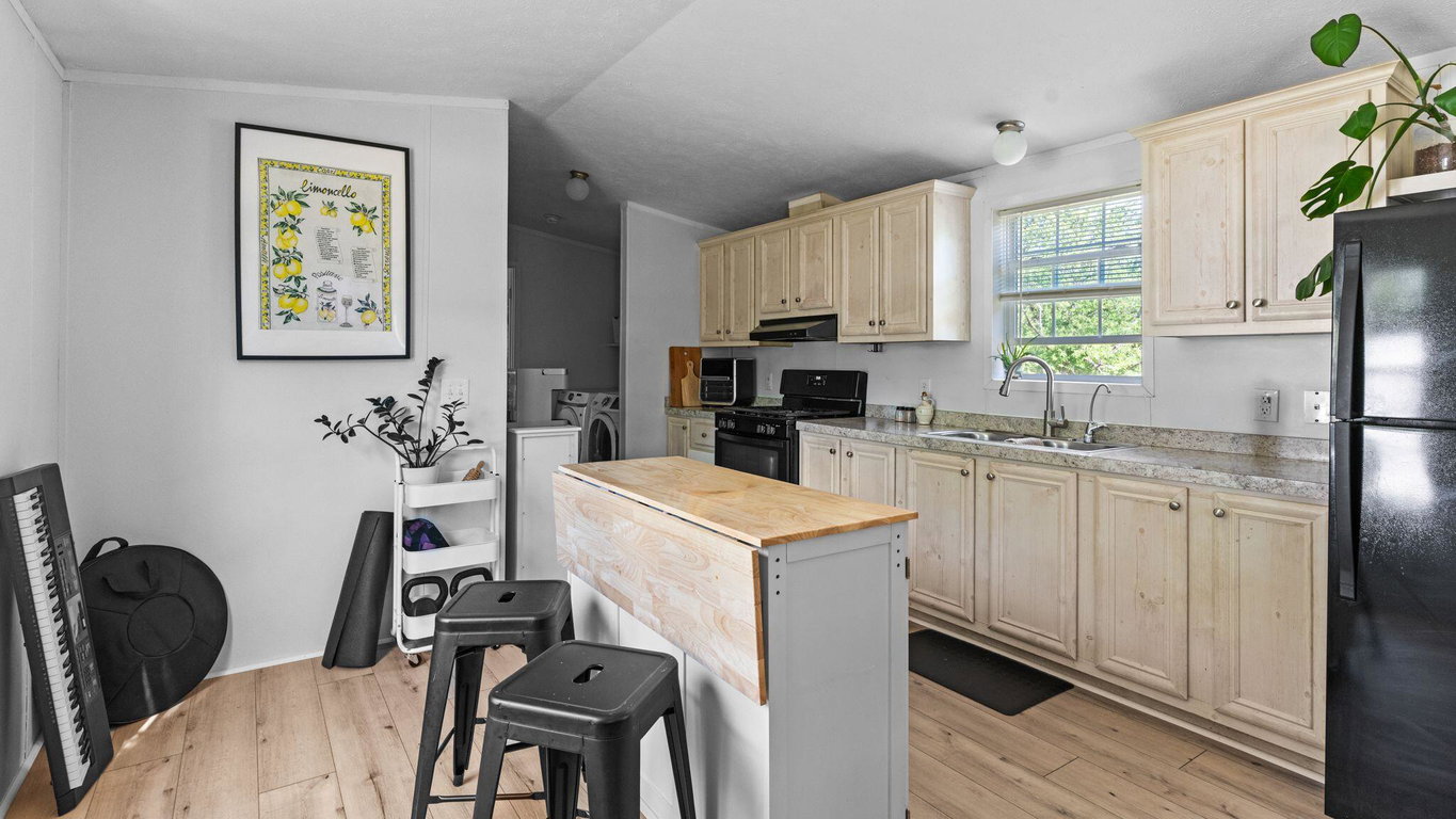 20 Mountain View Circle Bowdoin