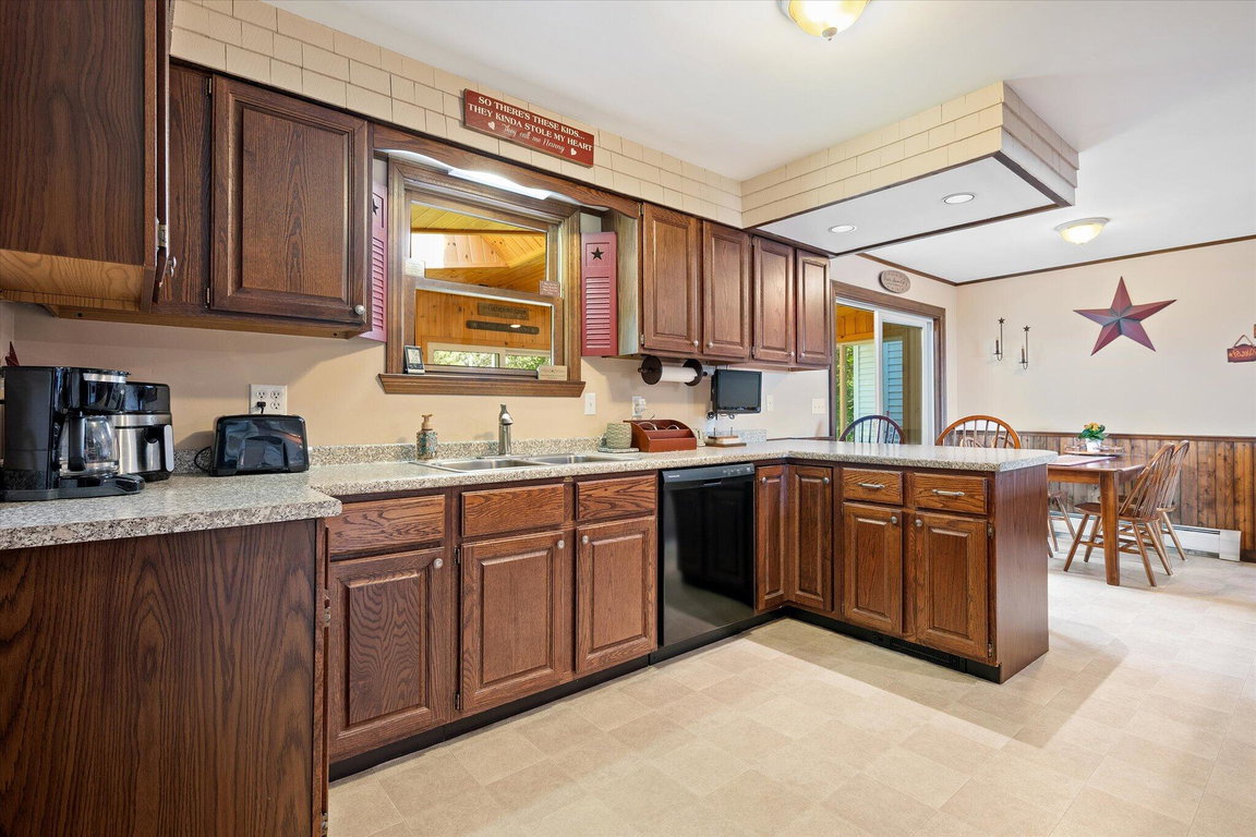 23-Kitchen