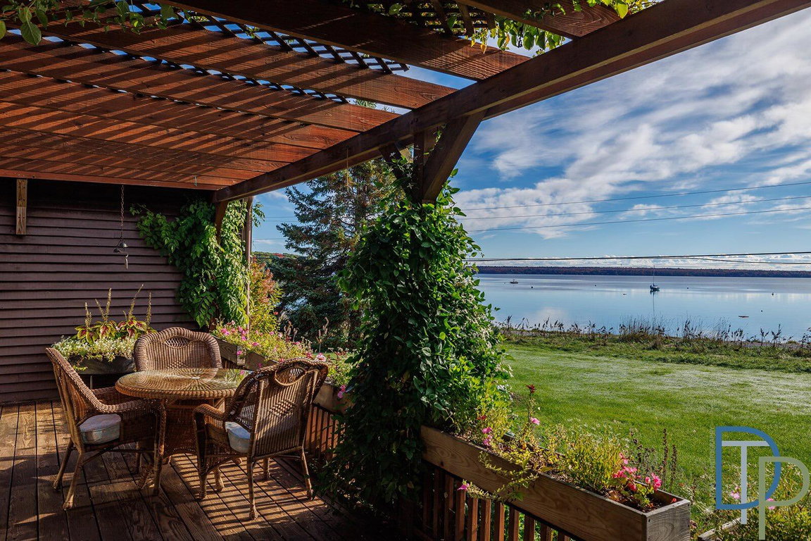1035newburyneck - 71