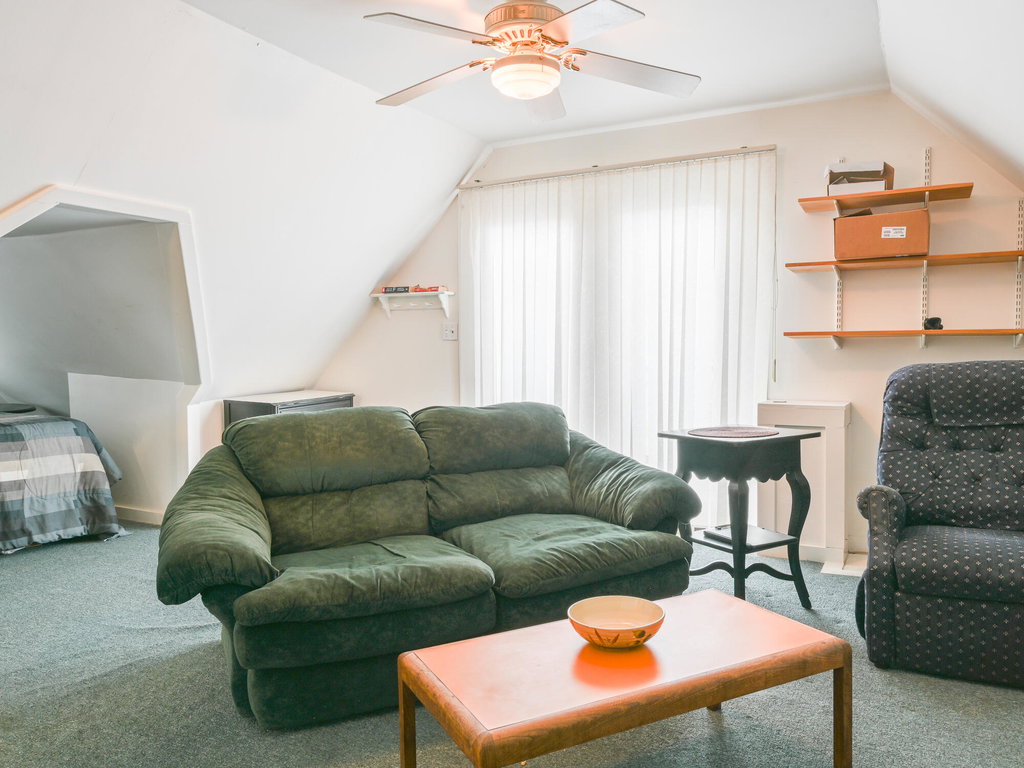 Studio Apt 3