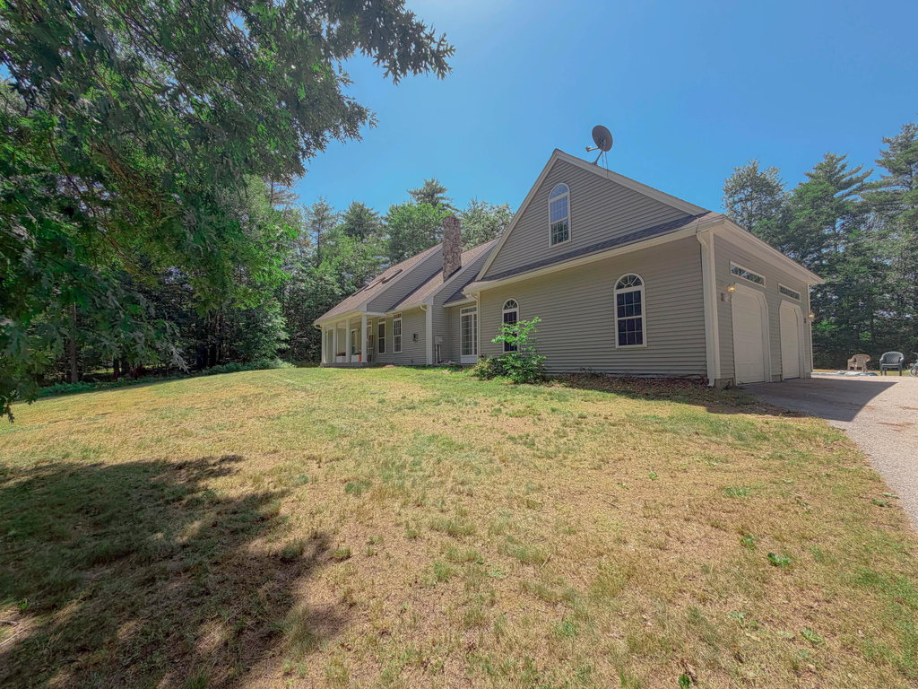 31 Russell Road Newfield
