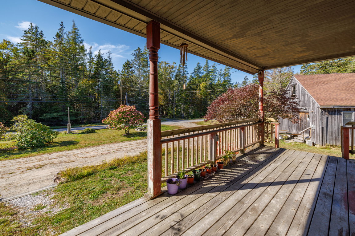 10-219 Eggomoggin Road-DTP