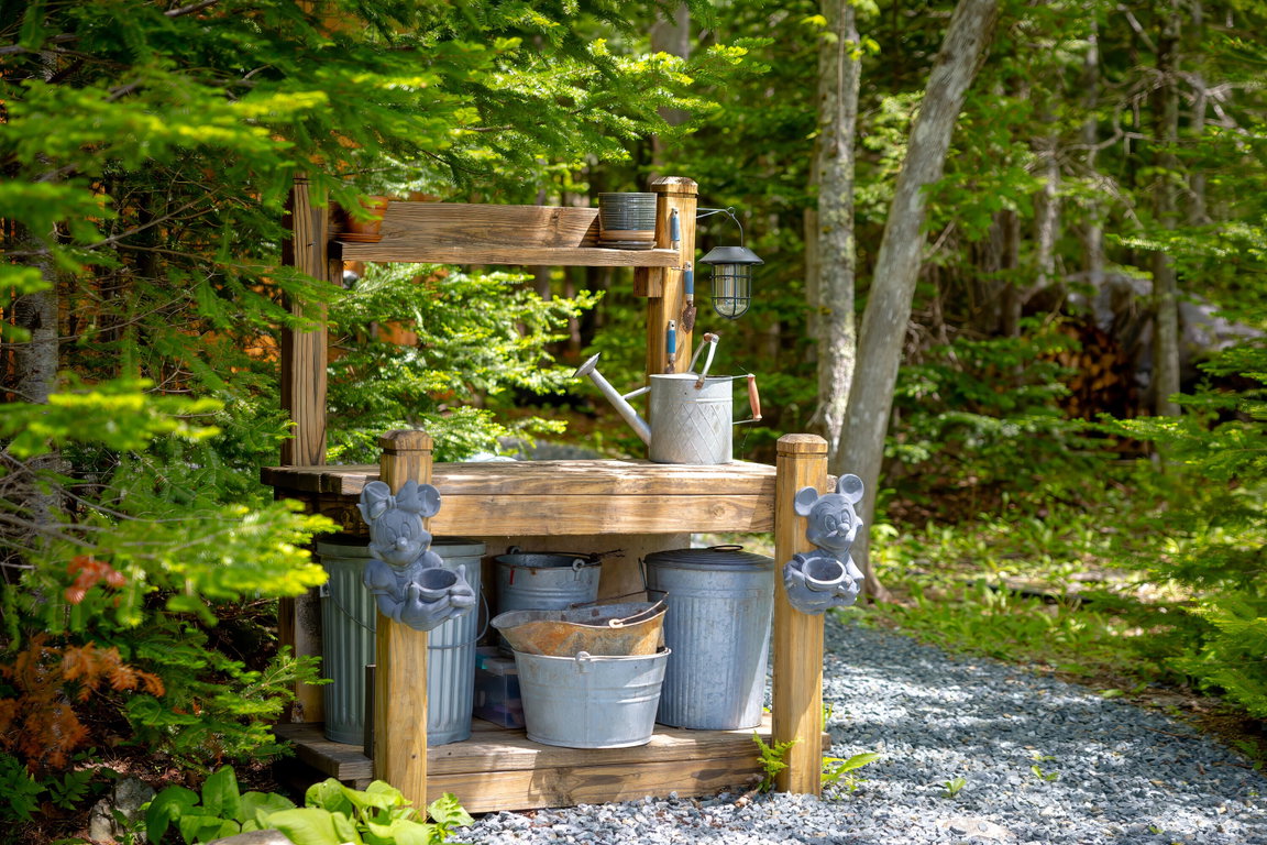 Potting Bench