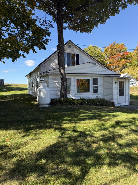 3095 Chapman Road Mapleton