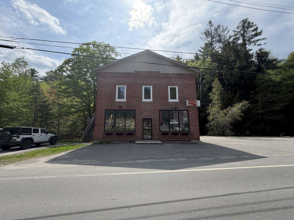 525 Main Street Wilton