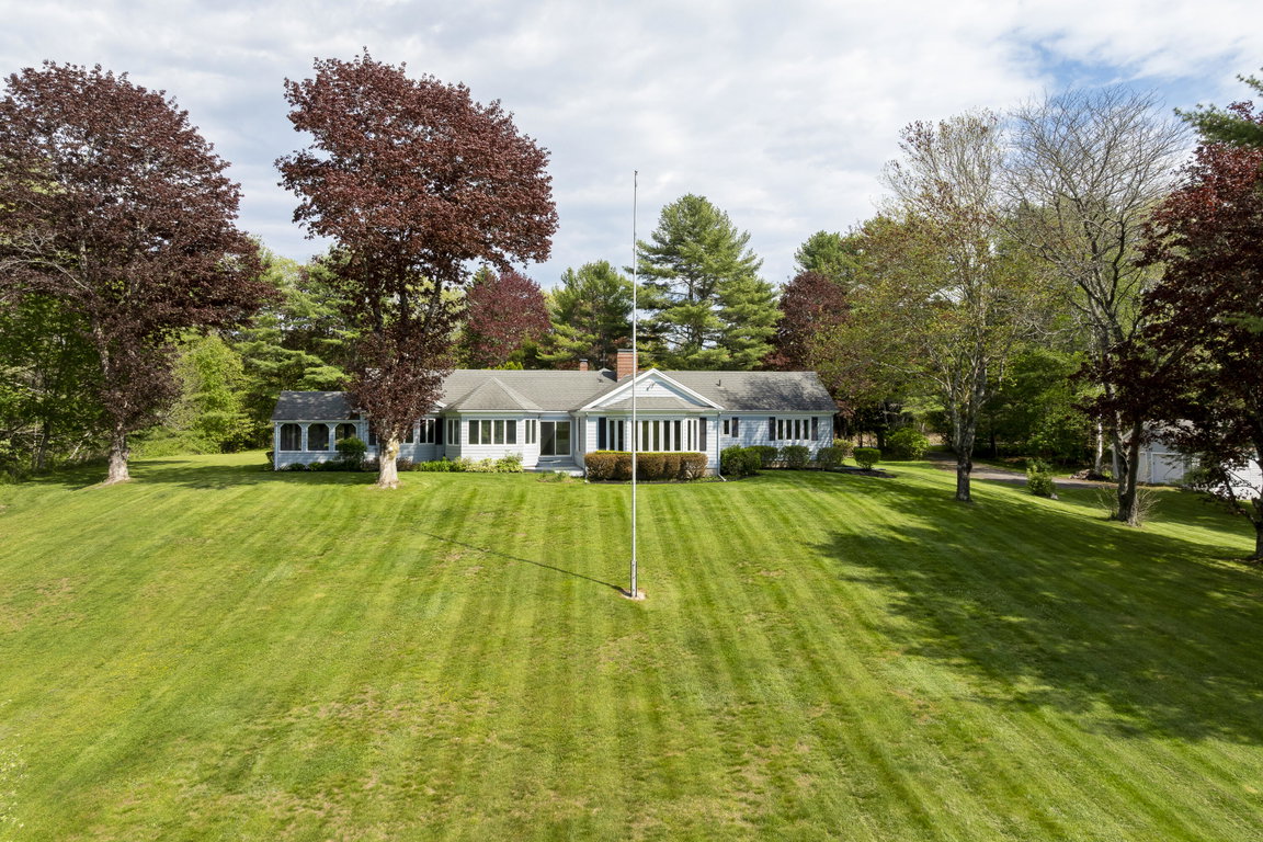 367 State Rte. 129  South Bristol