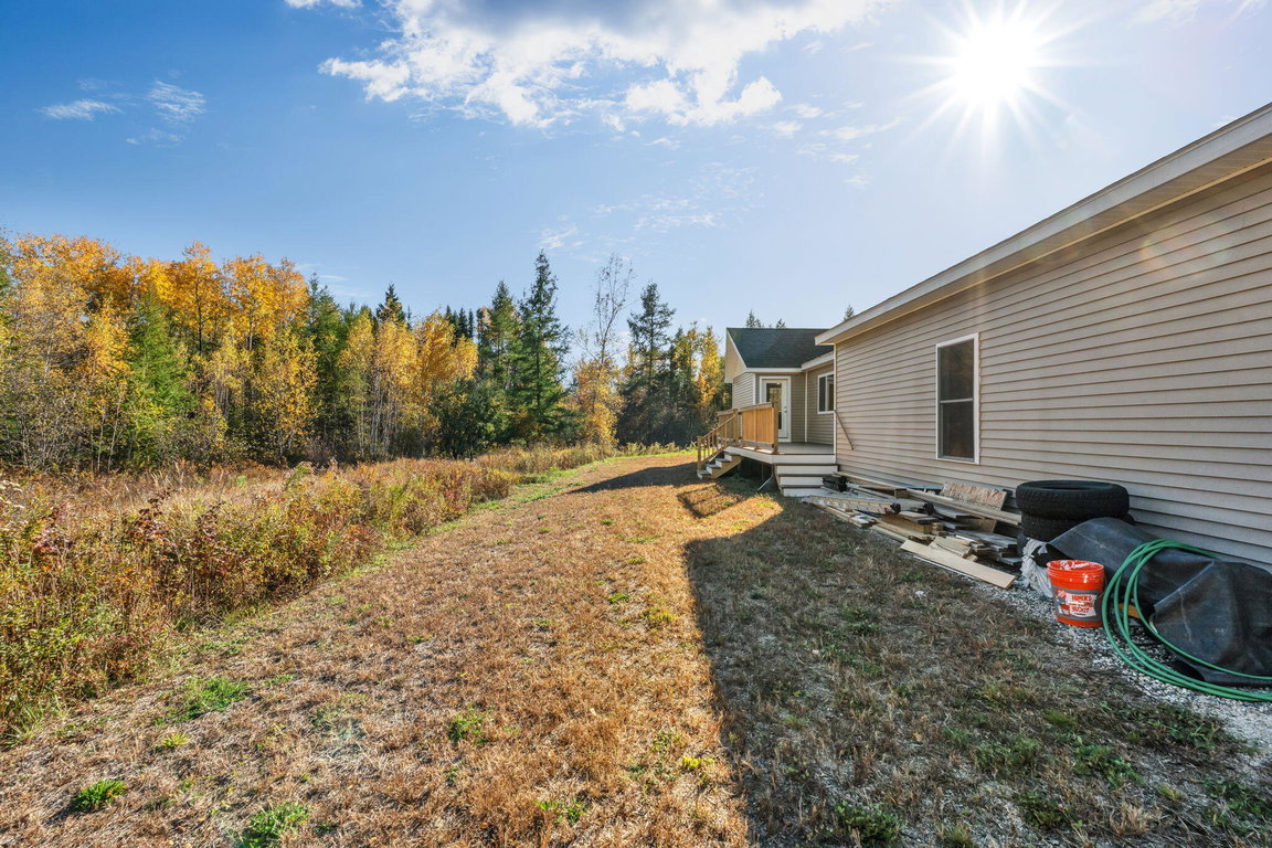 35-web-or-mls-1212-eastbrook-rd