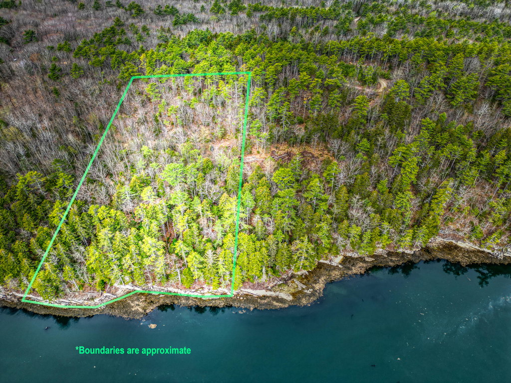 16 Otter Lane Westport Island