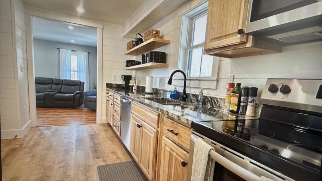 324 kitchen to livingrm