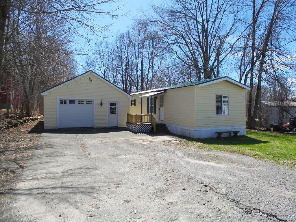 17 Maple Street Vassalboro