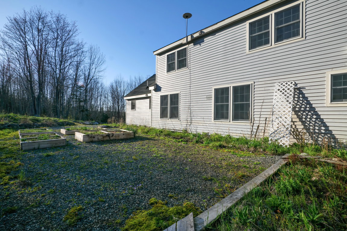 13-31 Newbury Neck Road HiRes-DTP
