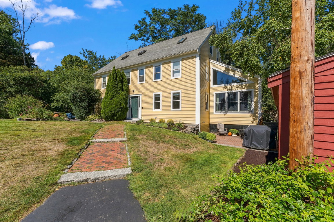 9 Cook Street Kittery