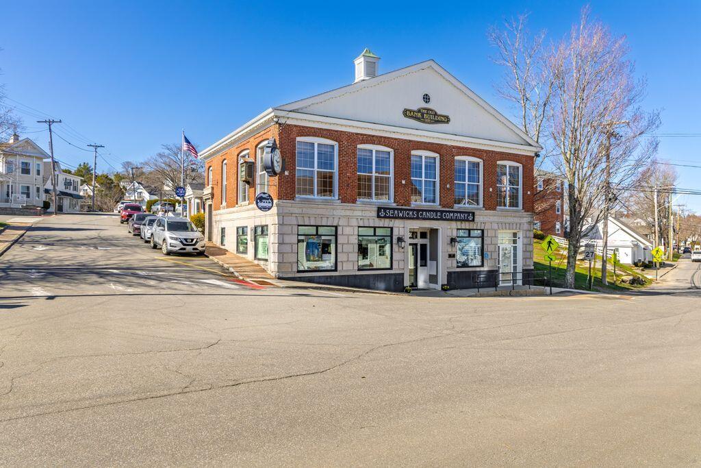 4 Townsend Avenue Boothbay Harbor