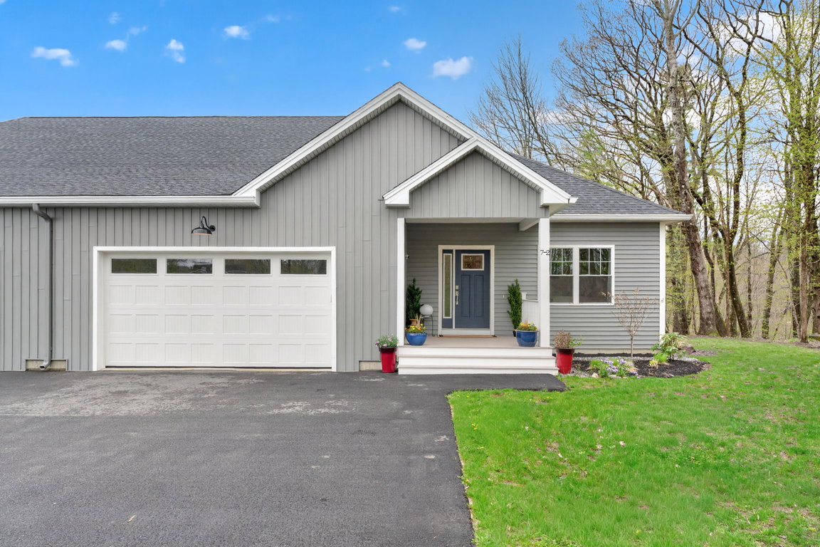 7 River Oaks Way Falmouth
