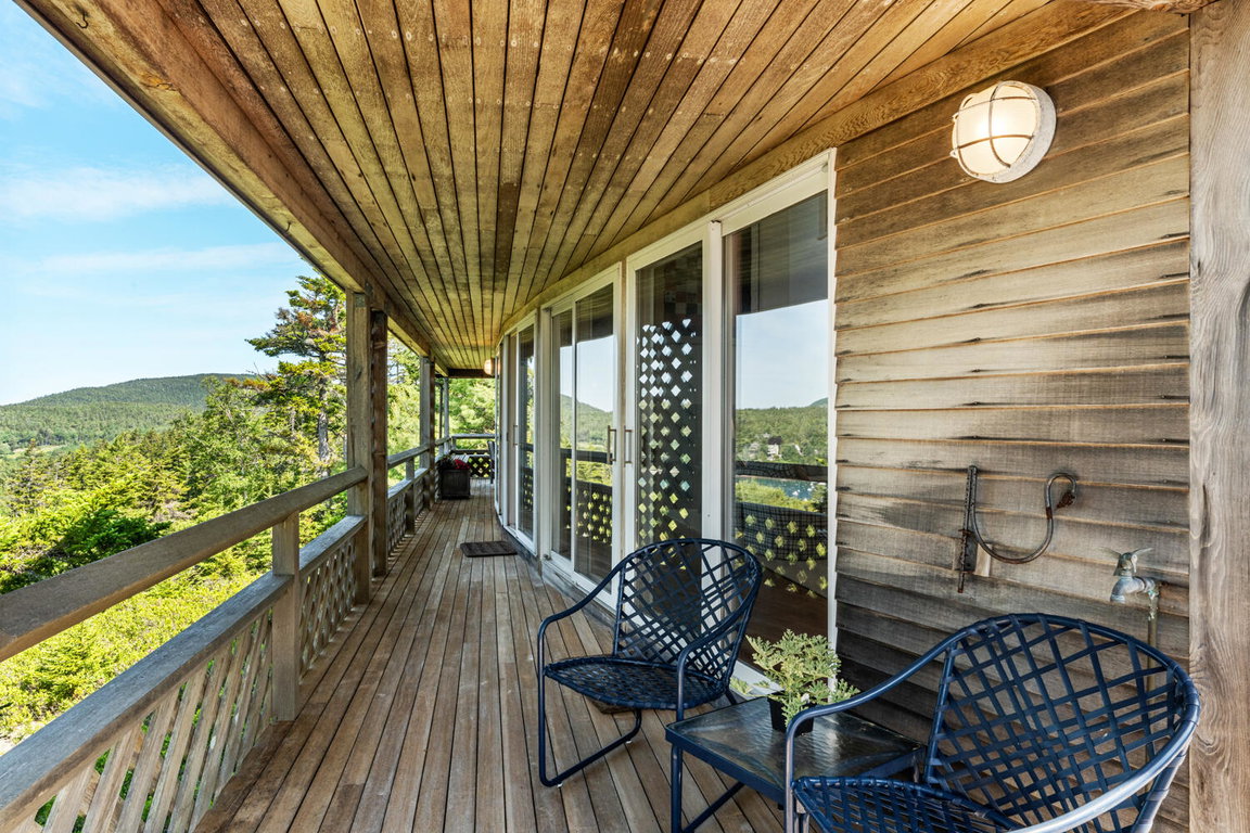 Deck off Living Room