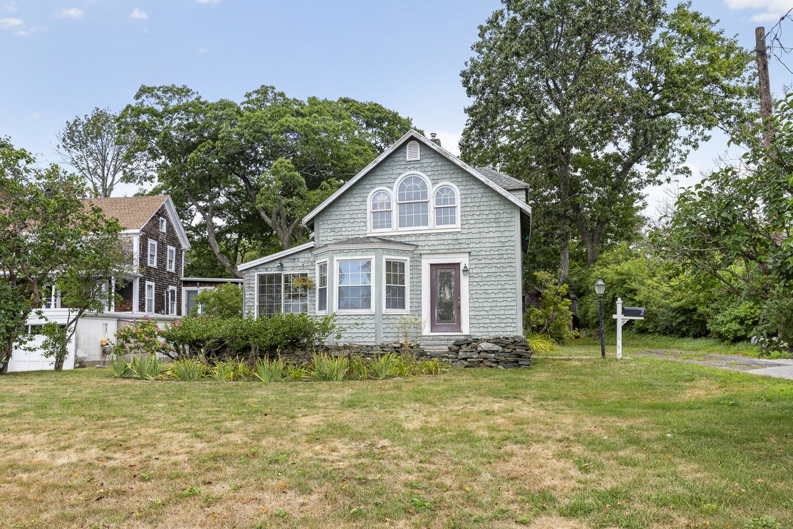 2 Roberts Lane Cape Elizabeth