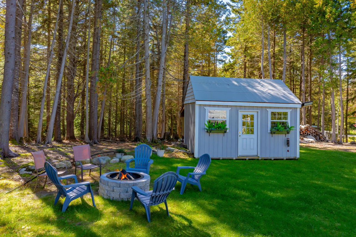 Shed