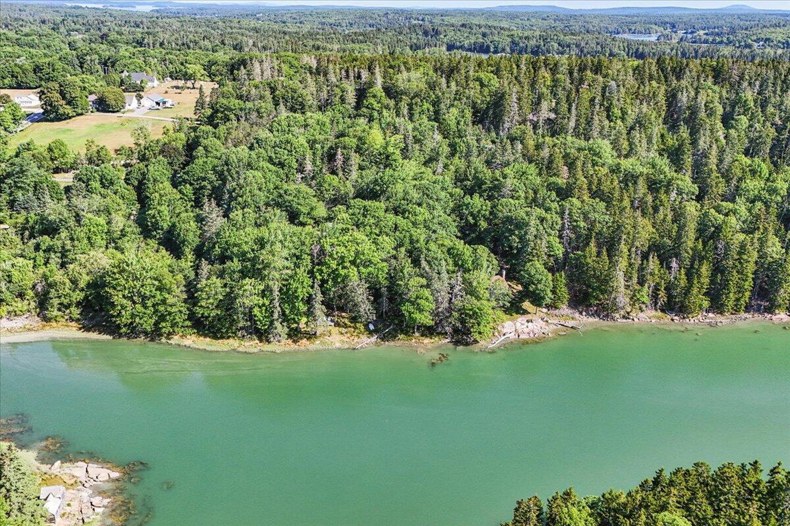 80-21 Warren Point Dr.-82