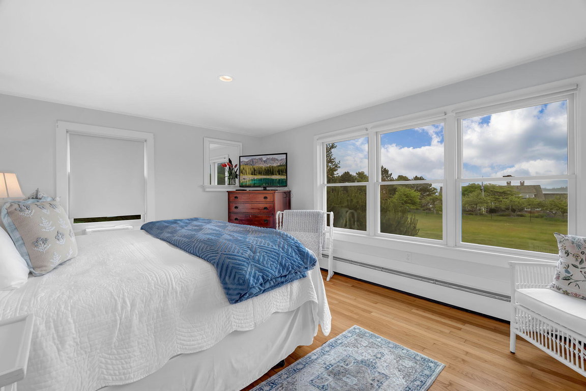 241-web-or-mls-425-seawall-rd