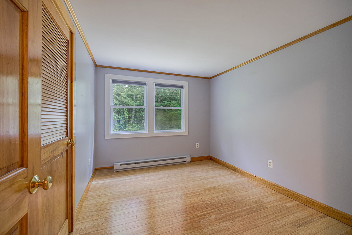 20-482 West Bay Road-DTP_websize